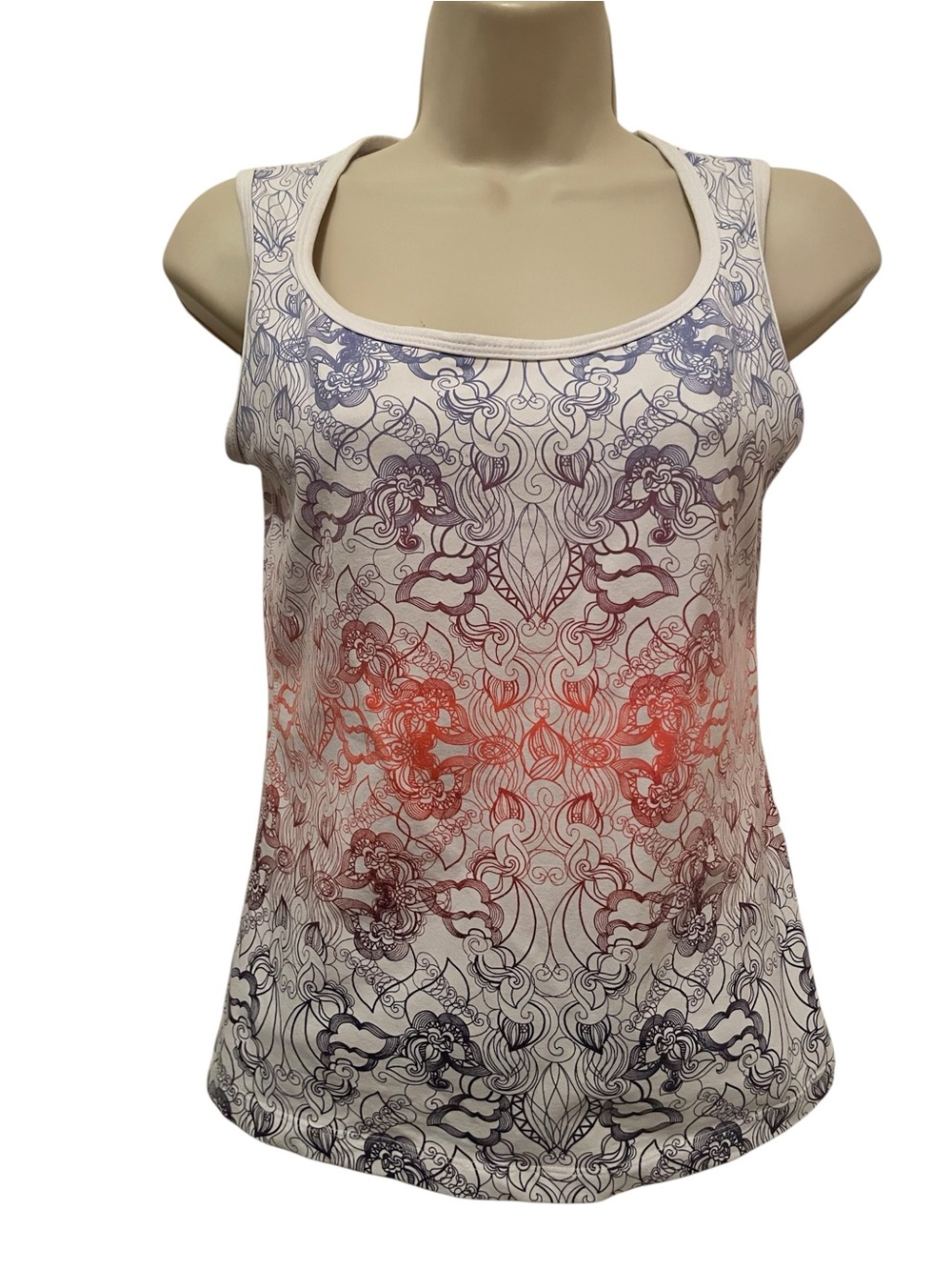 Eddie Bauer Tank Top with Ombre Design Size Small